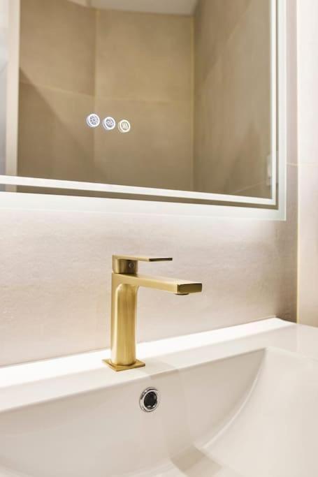 Gran Via Style Apartment Madrid Luaran gambar